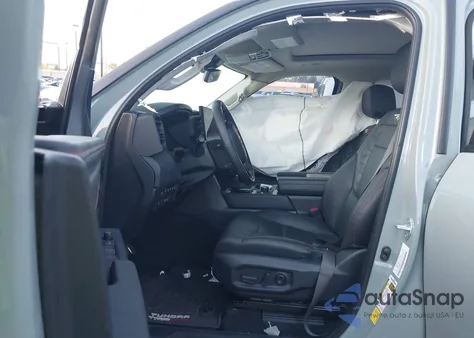 2022 Toyota Tundra Hybrid Trd Pro из США, поврежденный, VIN 5TFPC5DB7NX011817